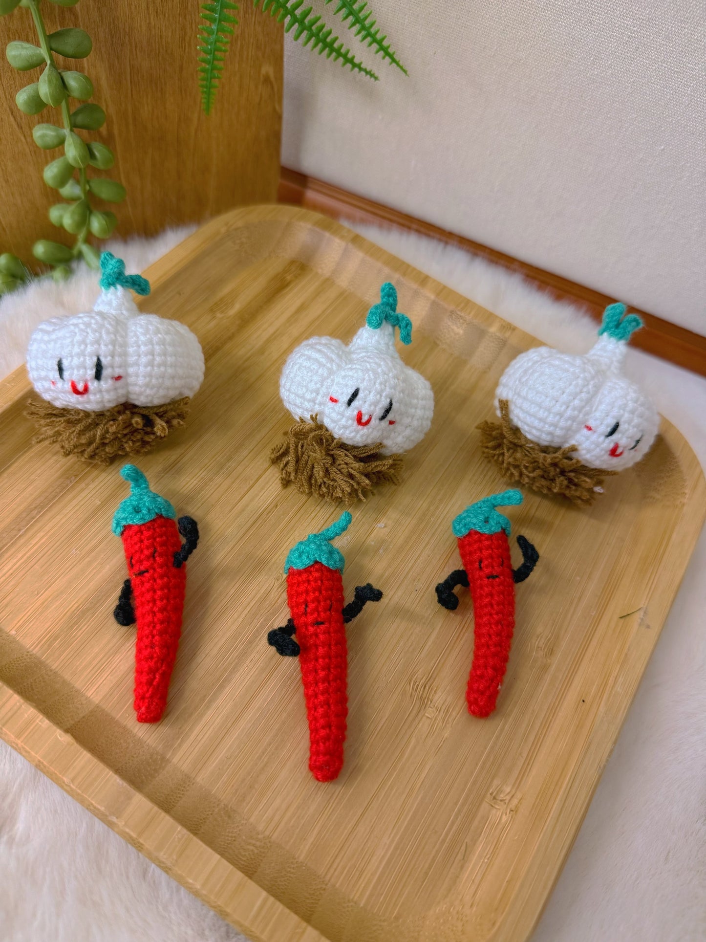 Garlic & Chili Key Charm