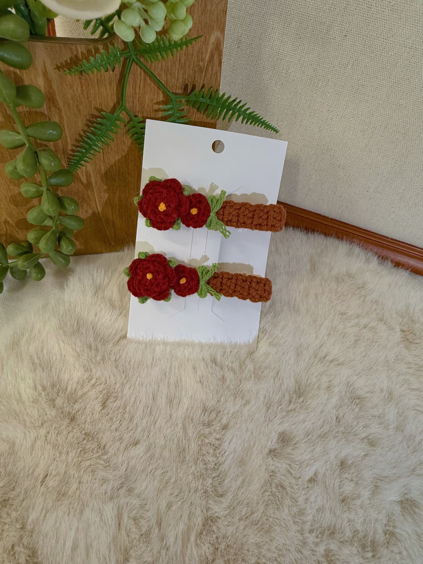 Vintage Rose Alligator Clip