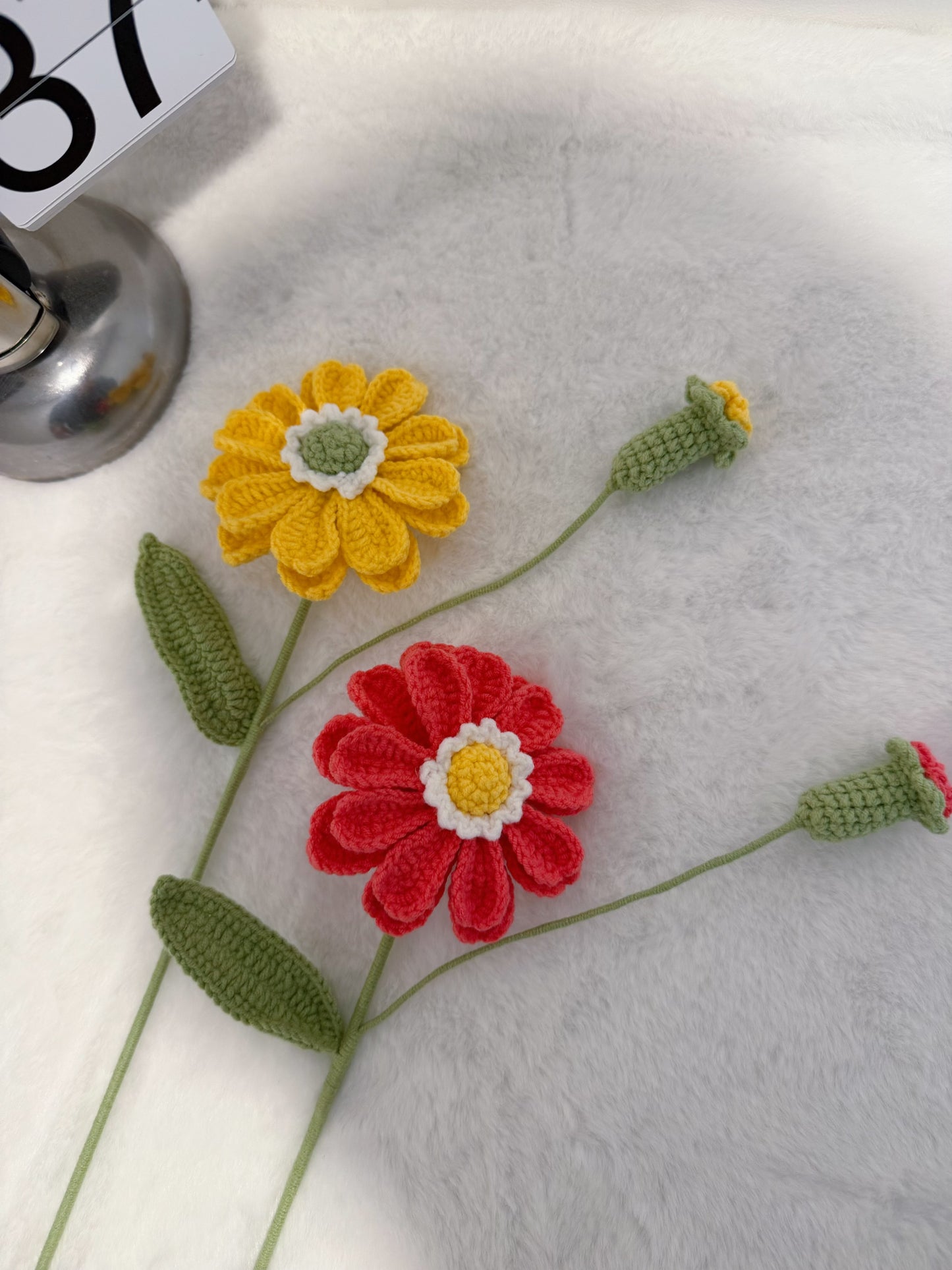 Single Zinnia with Bud