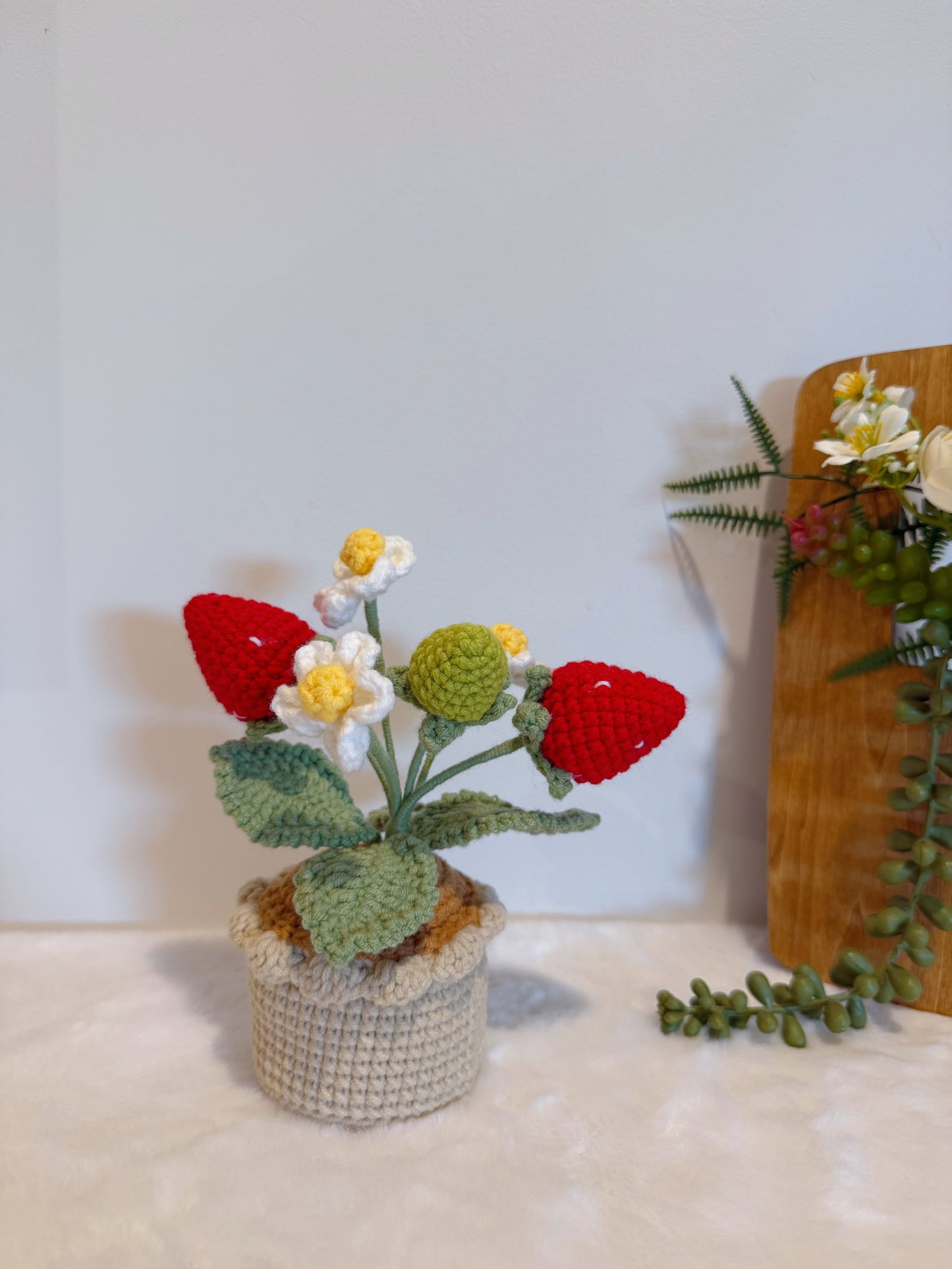 Sweet Strawberry Pot