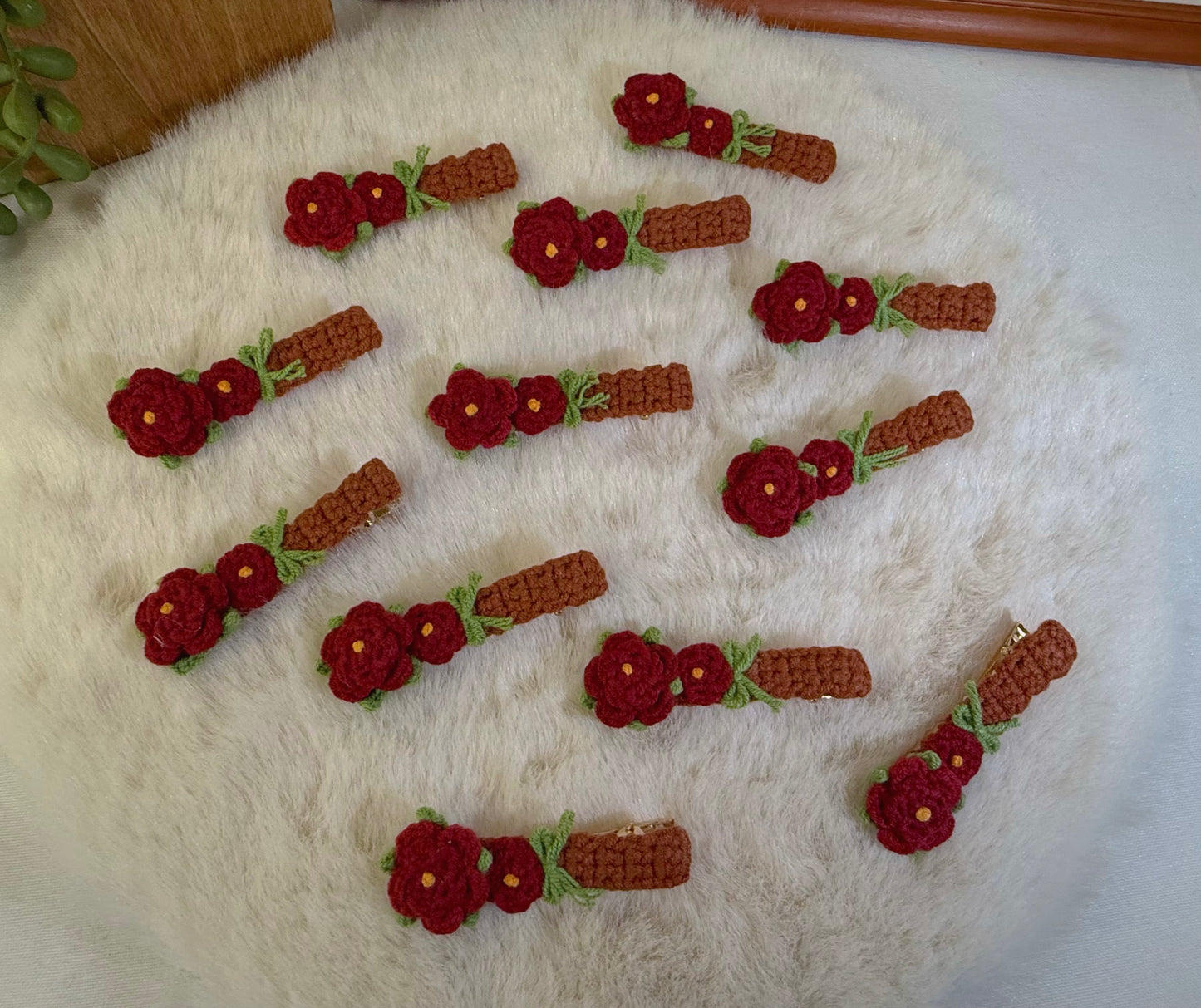 Vintage Rose Alligator Clip