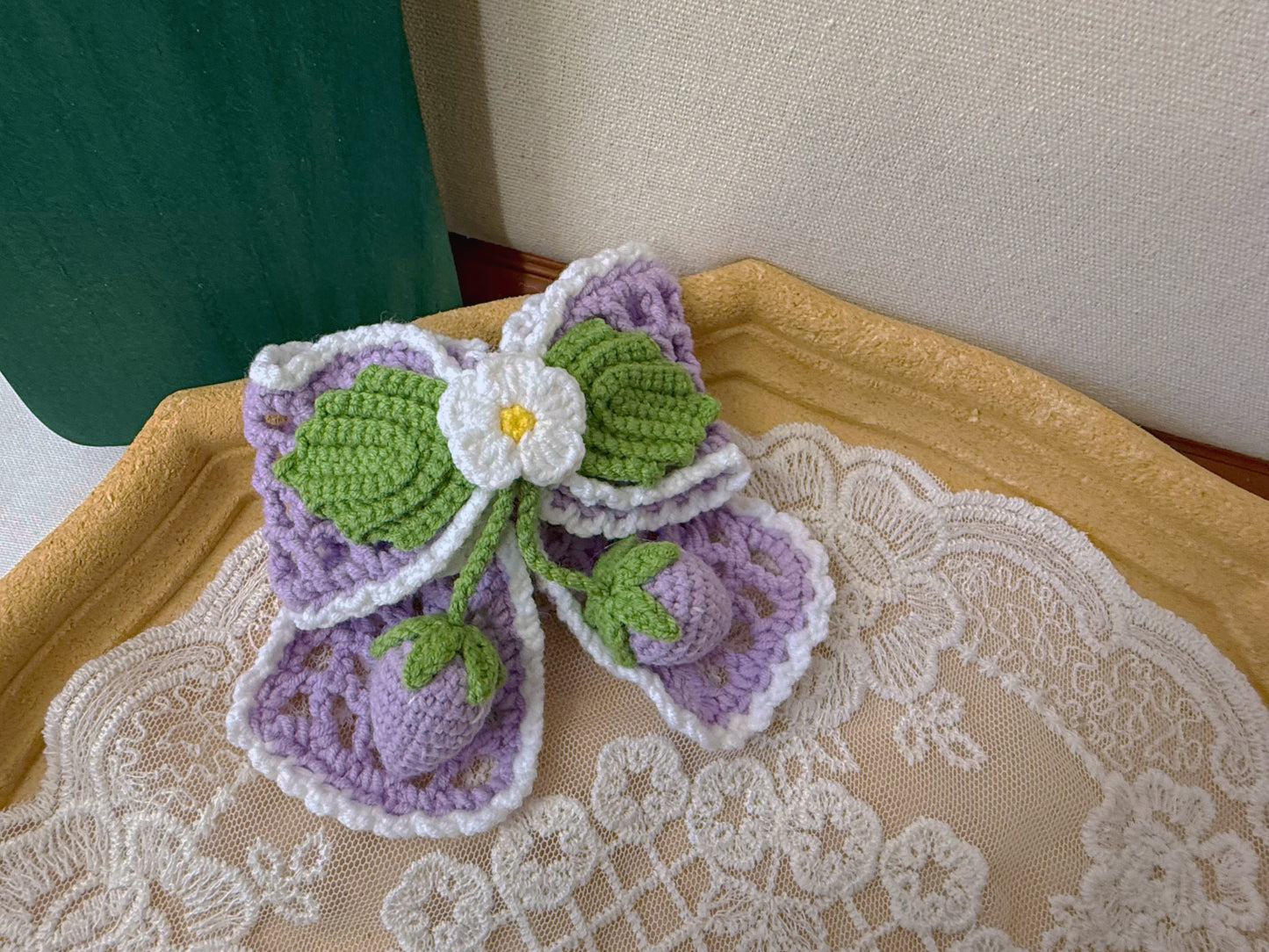 Hollow Bow French Barrette with Strawberry