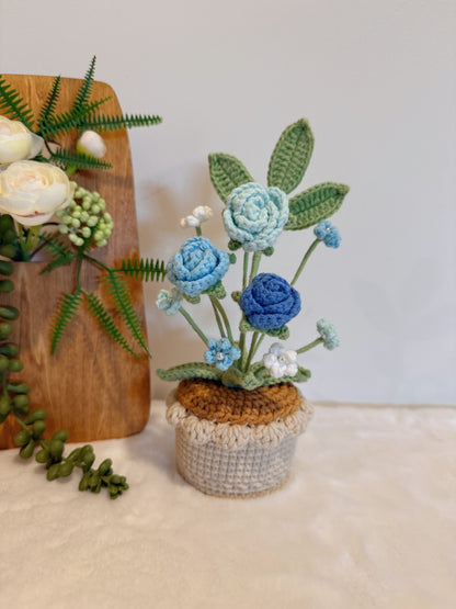 Baby’s Breath & Roses Pot