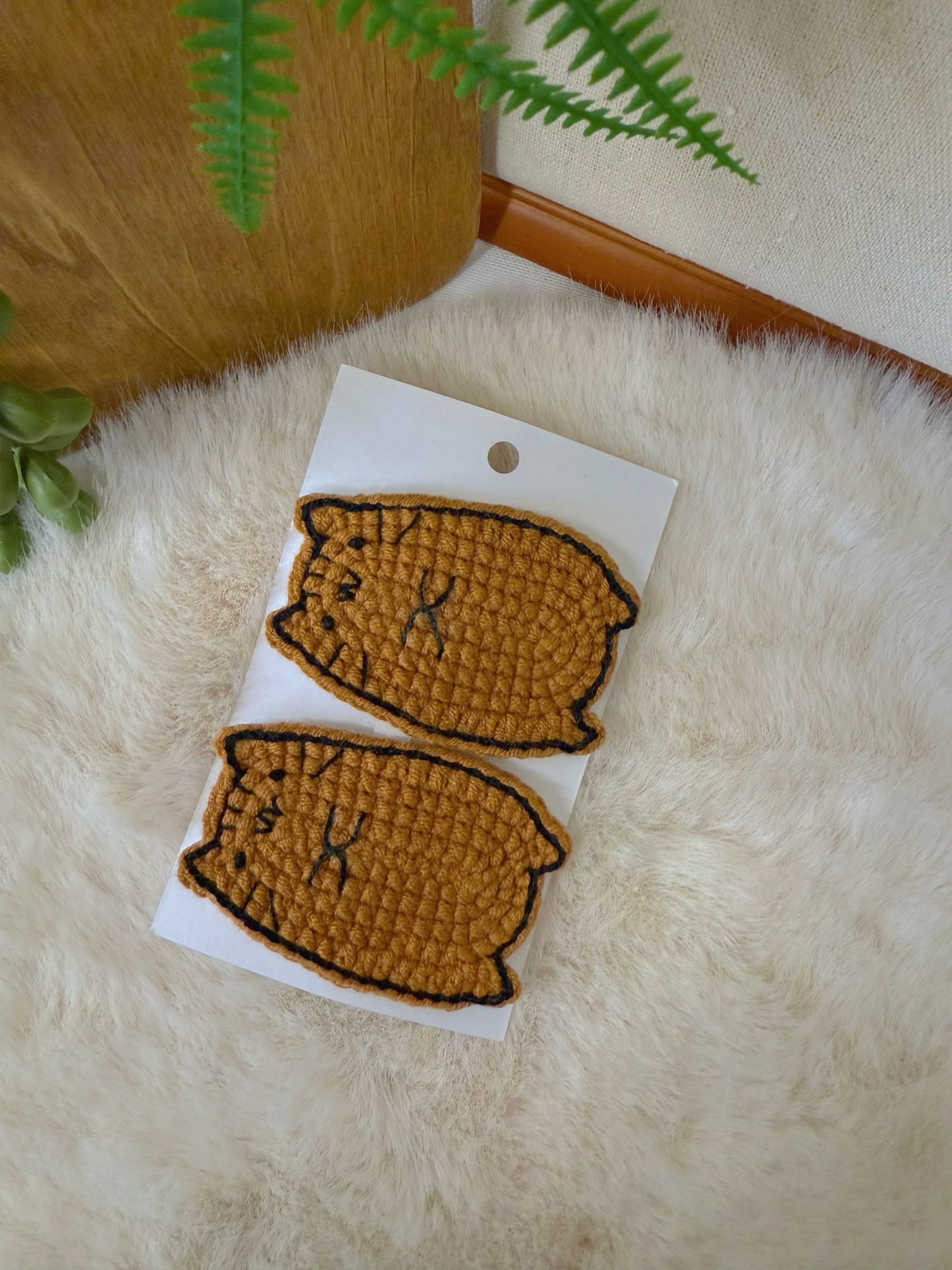 Standing Cat Hair Clip