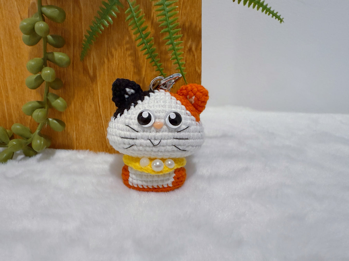 Chubby Face Cat Key Charm