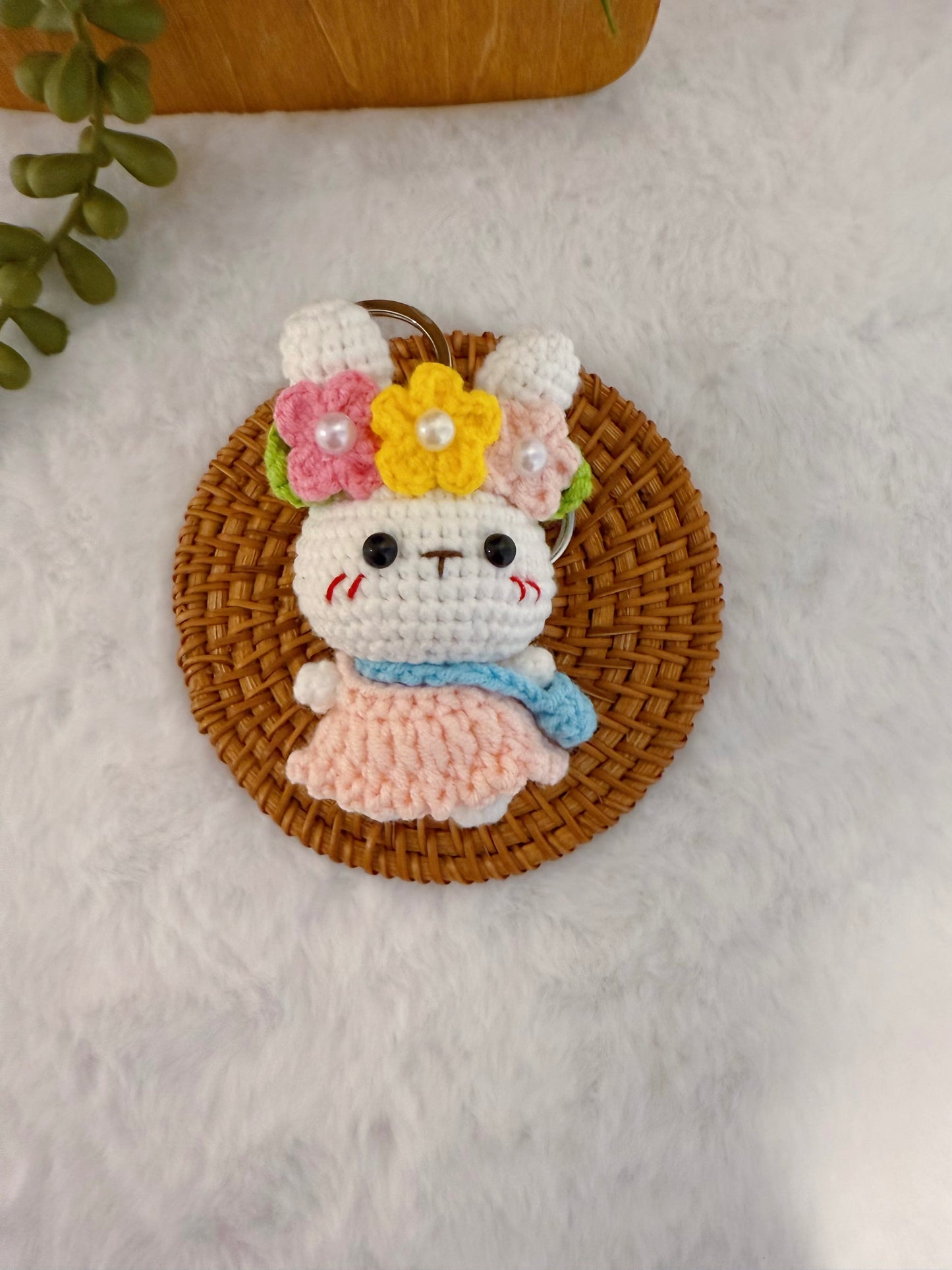 Floral Hairpin Bunny Key Charm