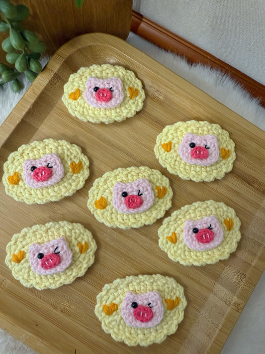 Winky Piglet Hair Clip