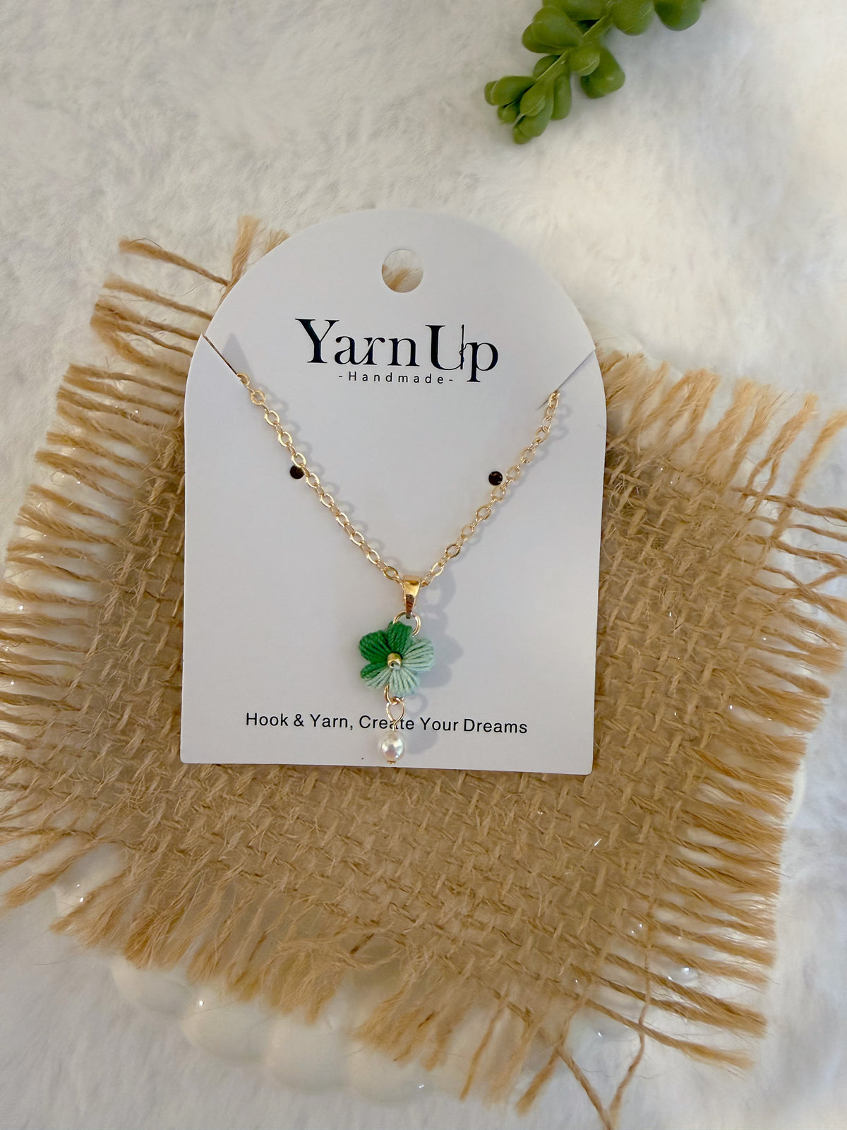 Puff Flower Necklace