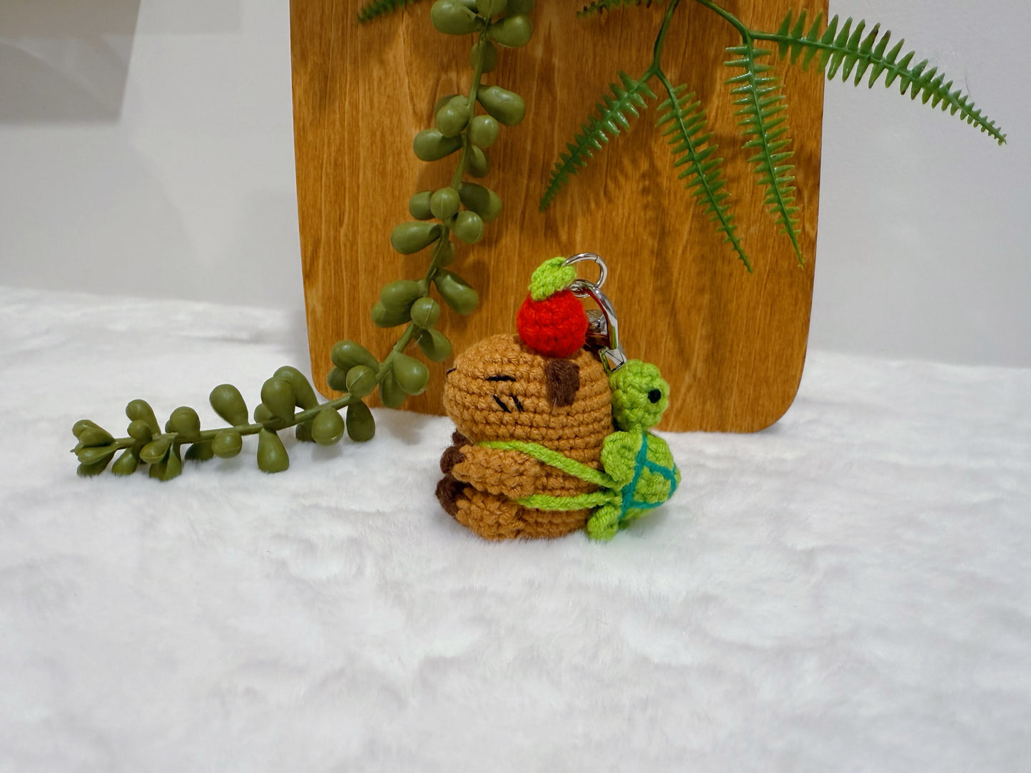 Fruit on Head Capybara Key Charm
