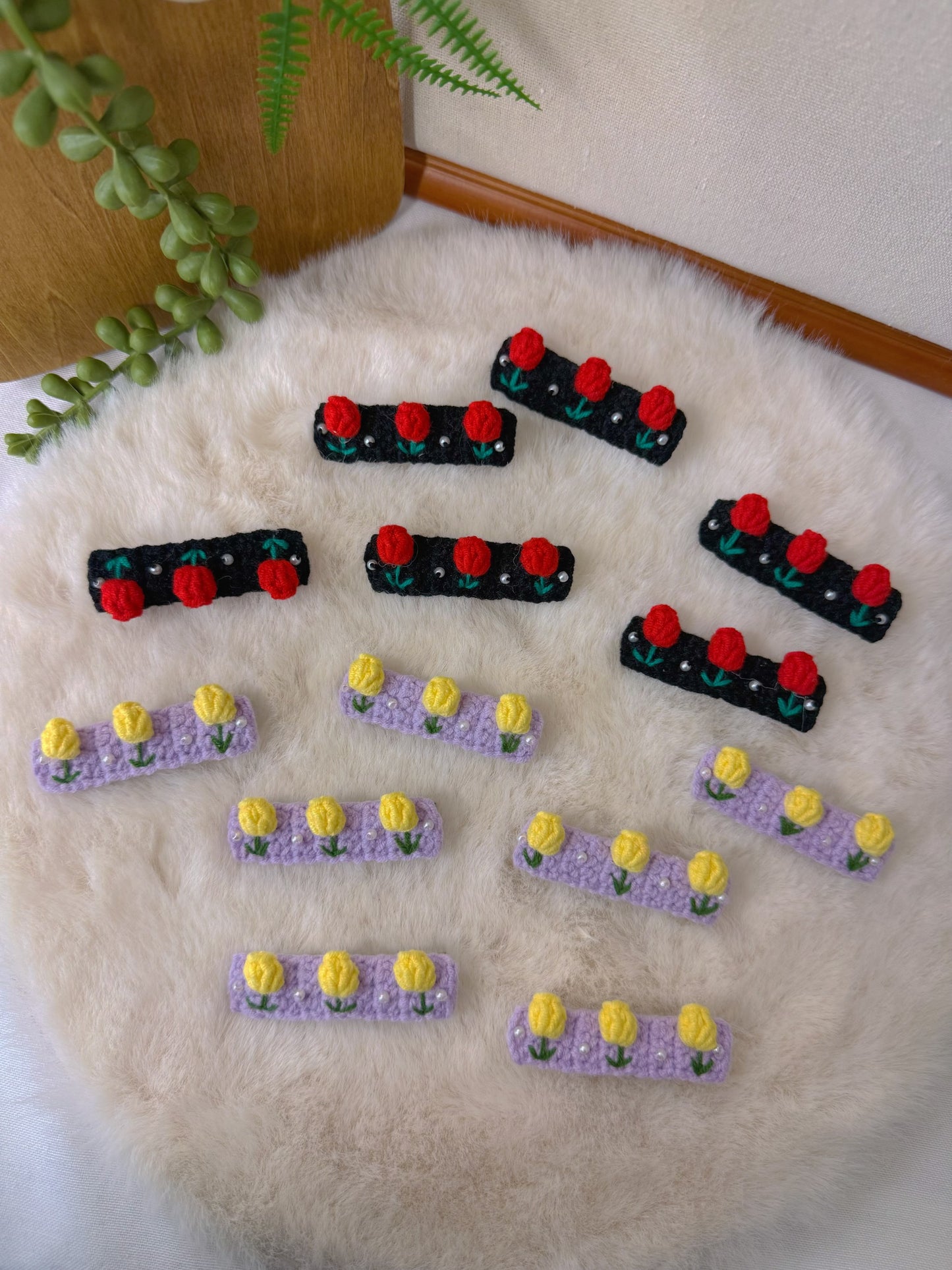 Tulip Lane Hair Clip