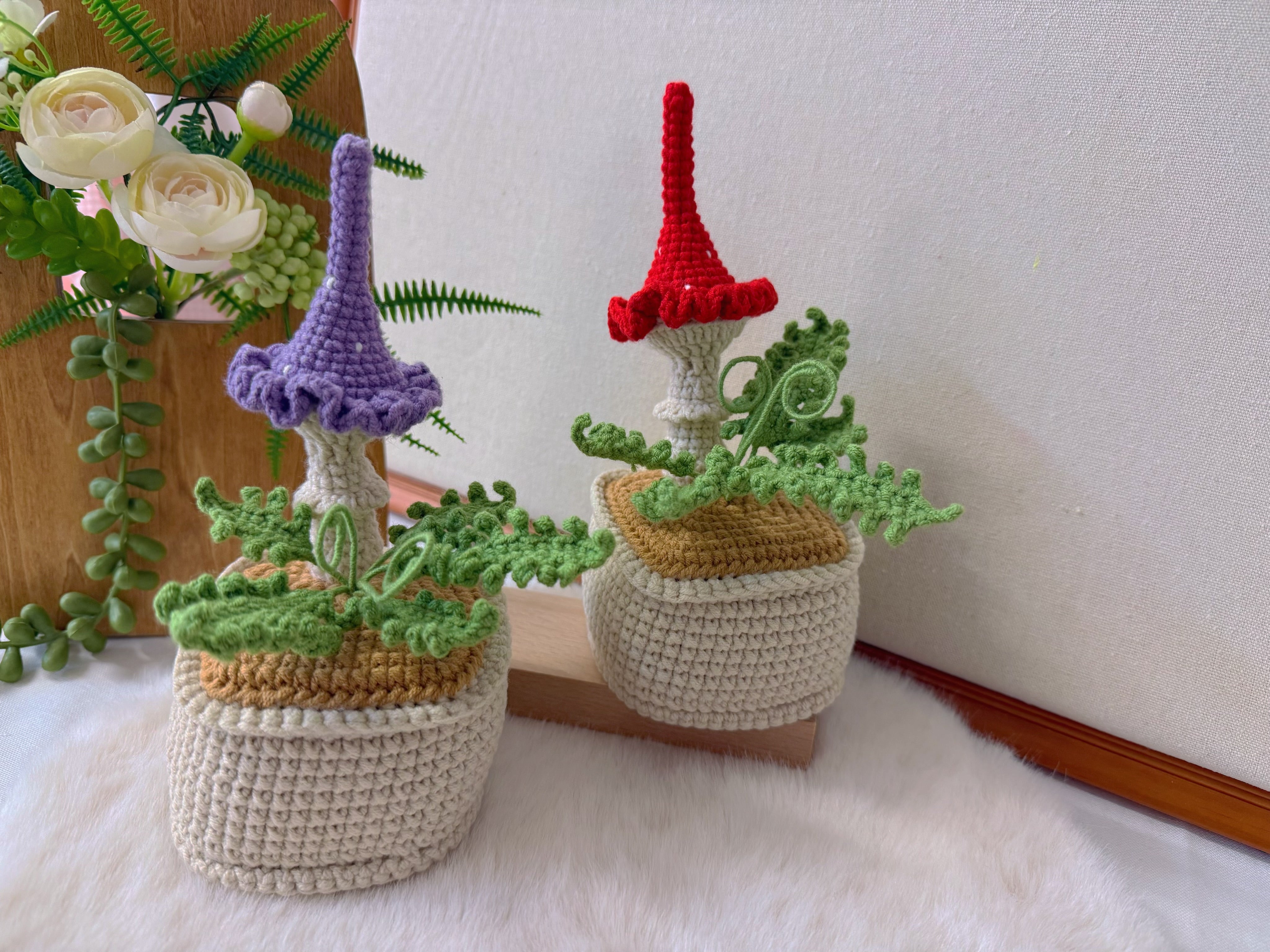 Mushroom & Fern Pot Decoration