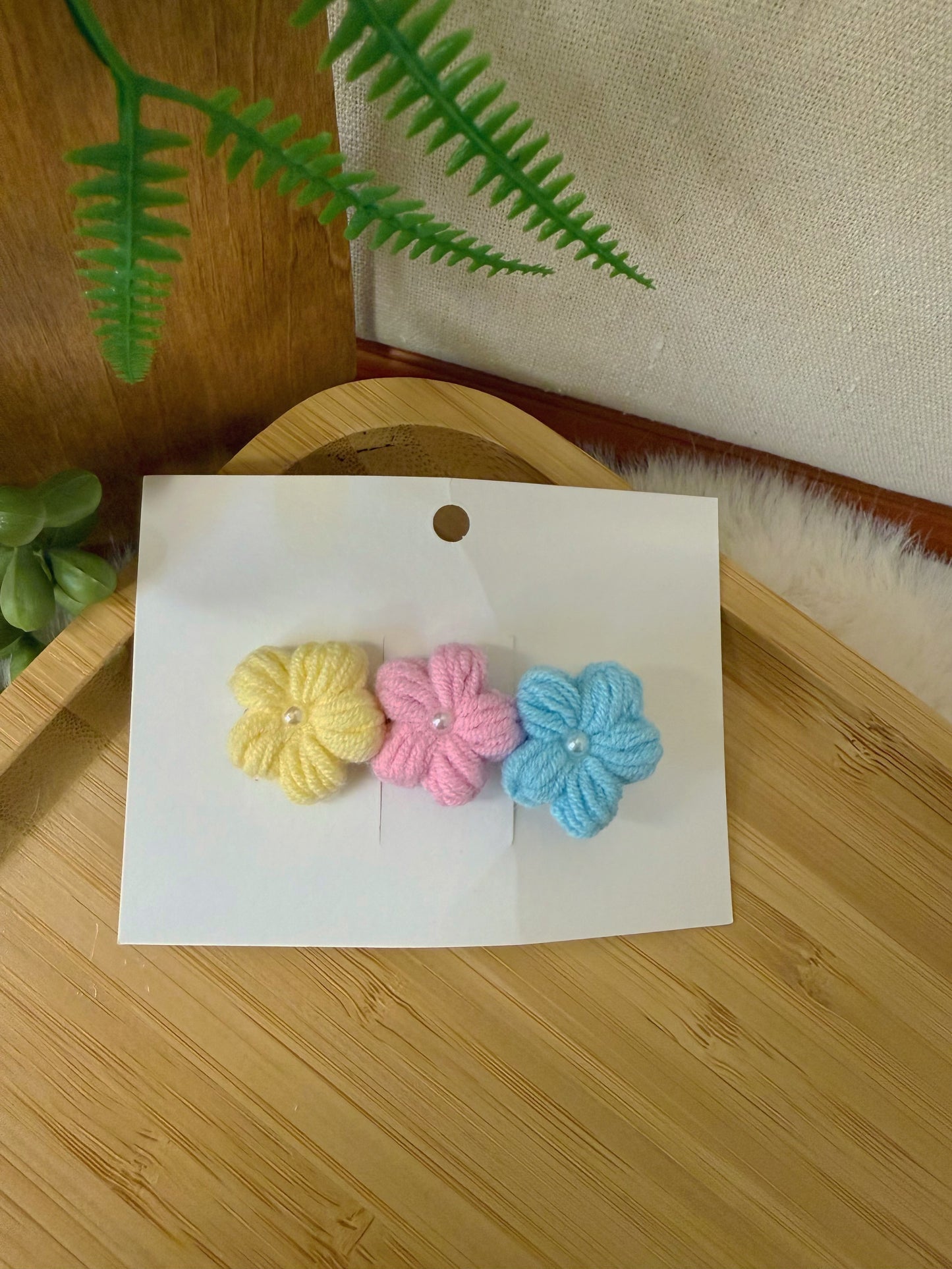 Sugar Triple Bloom Hair Clip