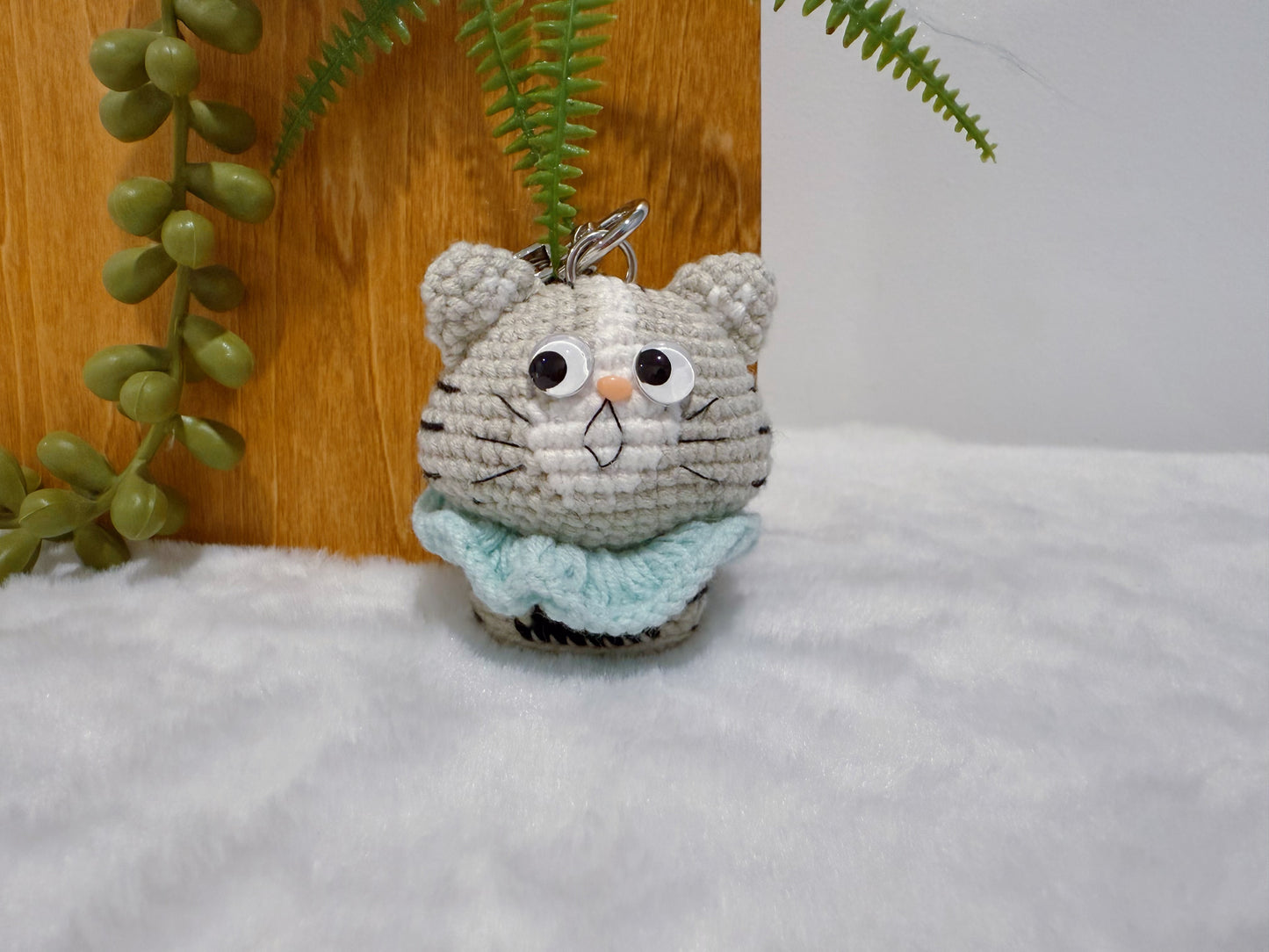 Chubby Face Cat Key Charm