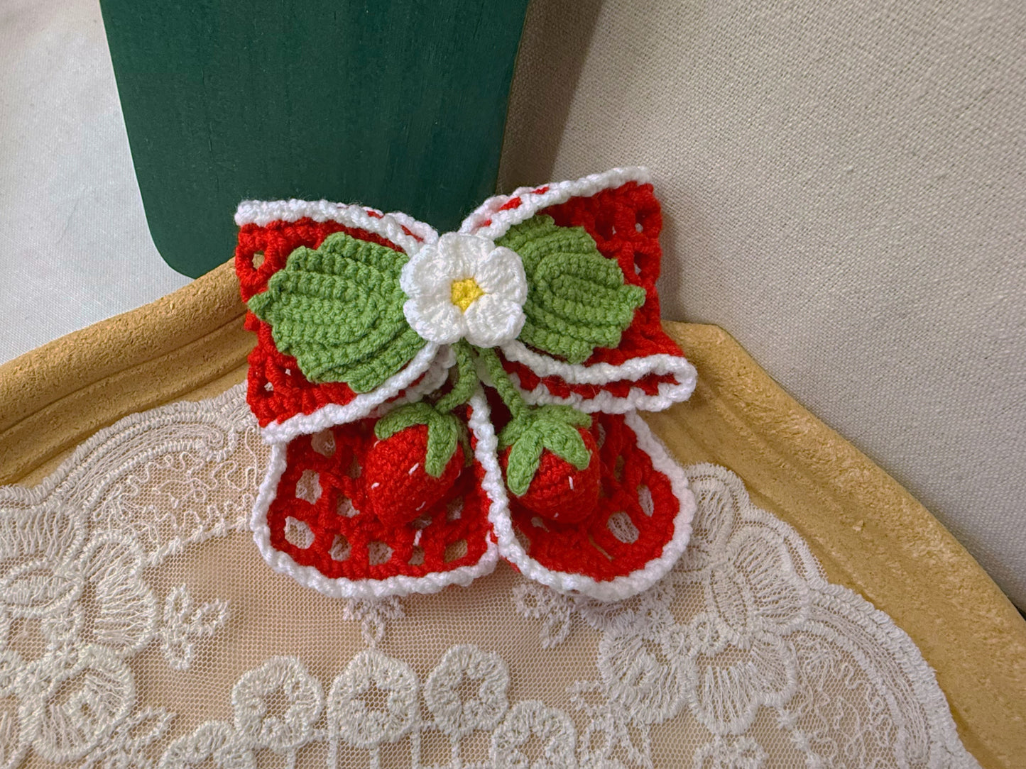 Hollow Bow French Barrette with Strawberry