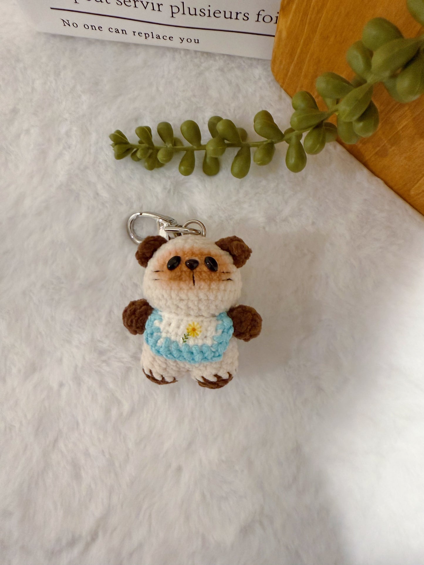 Bib-wearing Animal Key Charm