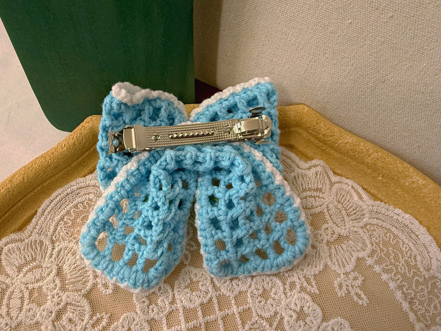 Hollow Bow French Barrette with Strawberry