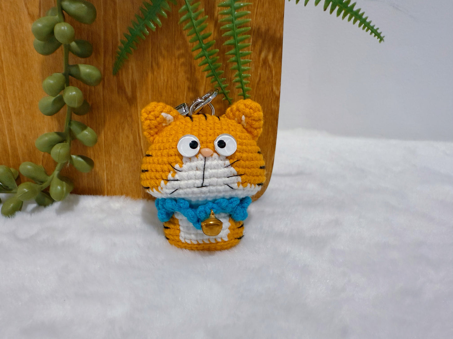 Chubby Face Cat Key Charm