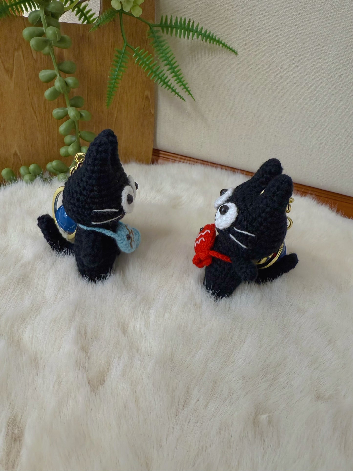 Black Cat with Fish bag Keychain