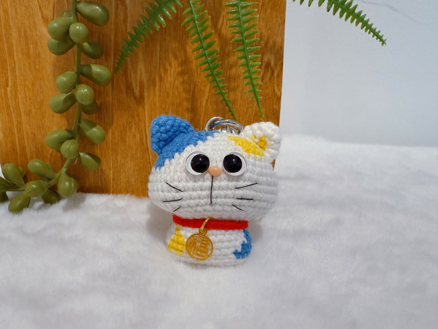 Chubby Face Cat Key Charm