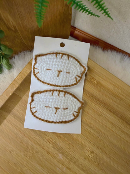 Sleepy Face Cat Hair Clip