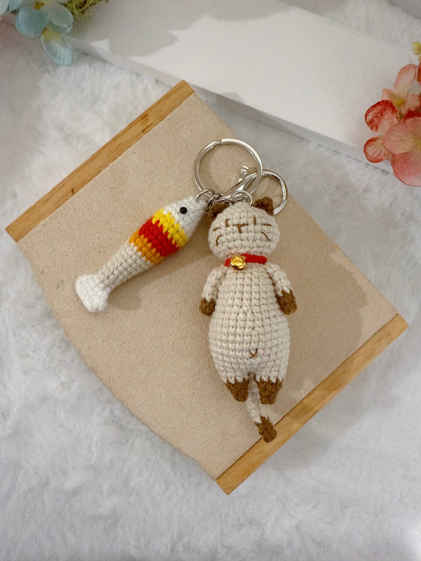 Cat & Fish Key Charm