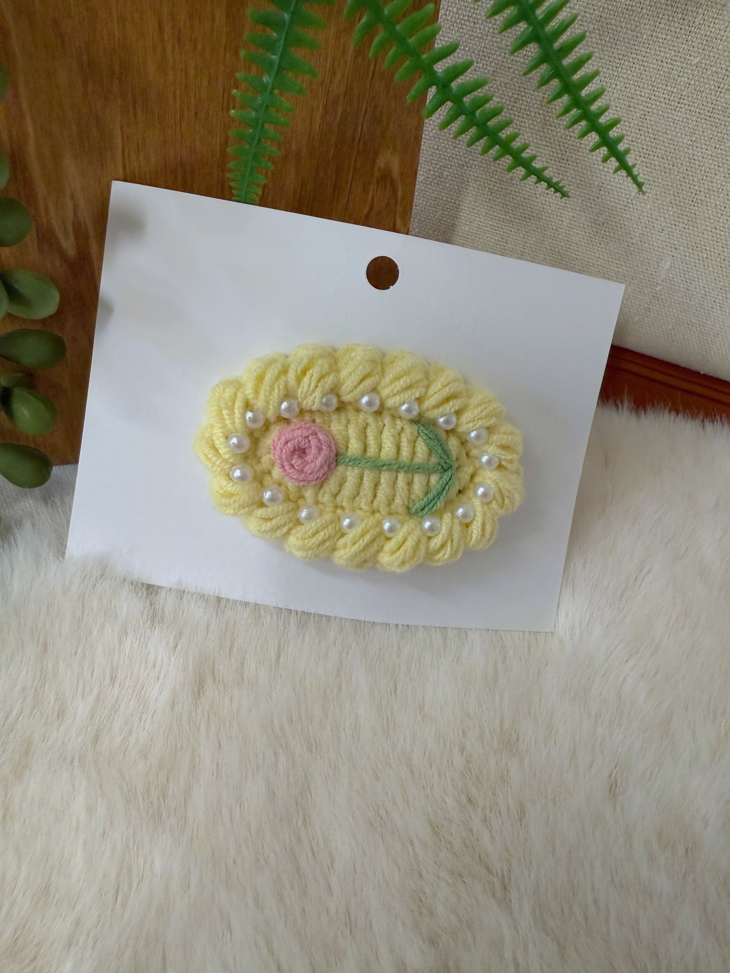 Cream-Edged Rose Hair Clip