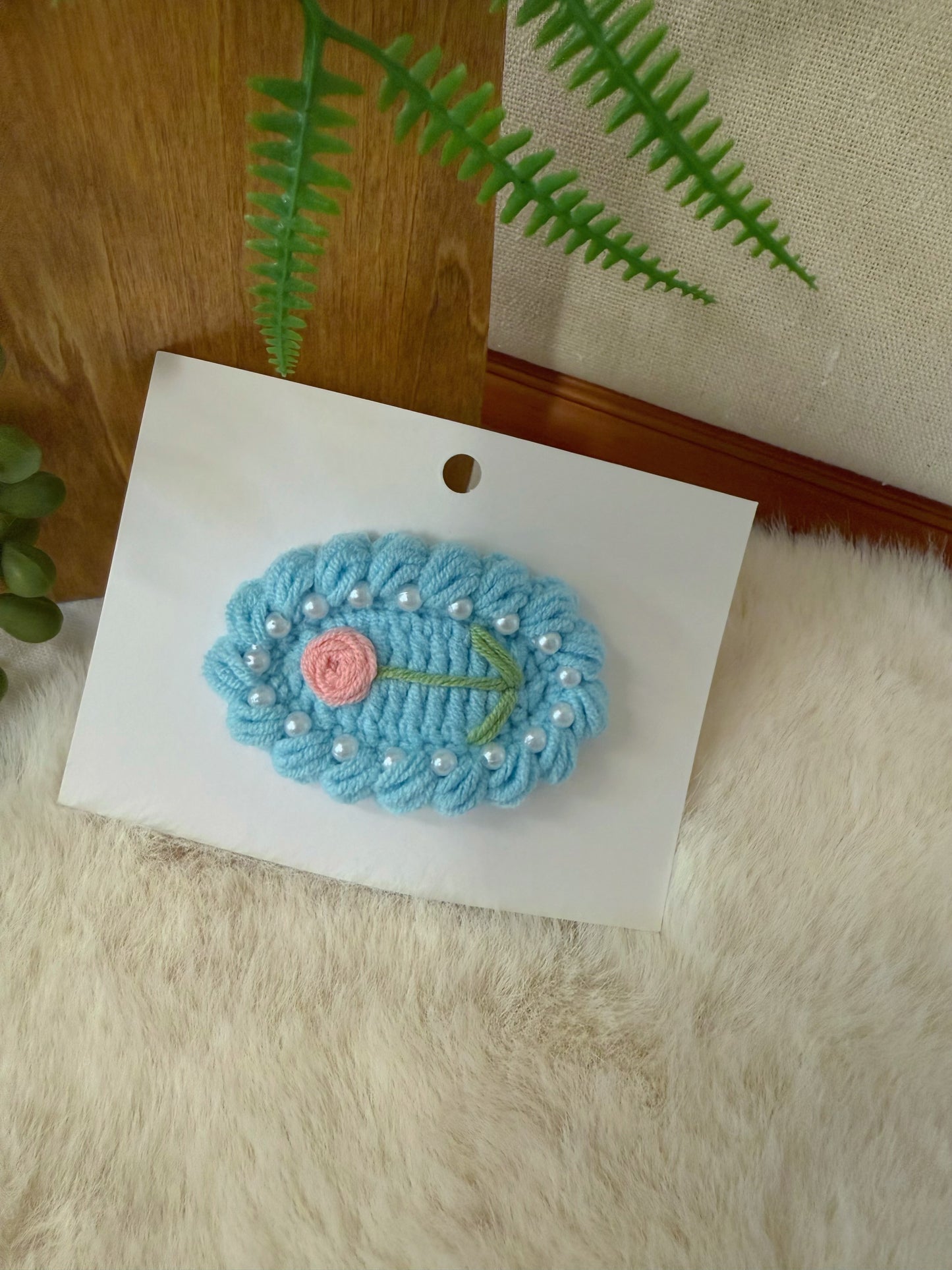 Cream-Edged Rose Hair Clip