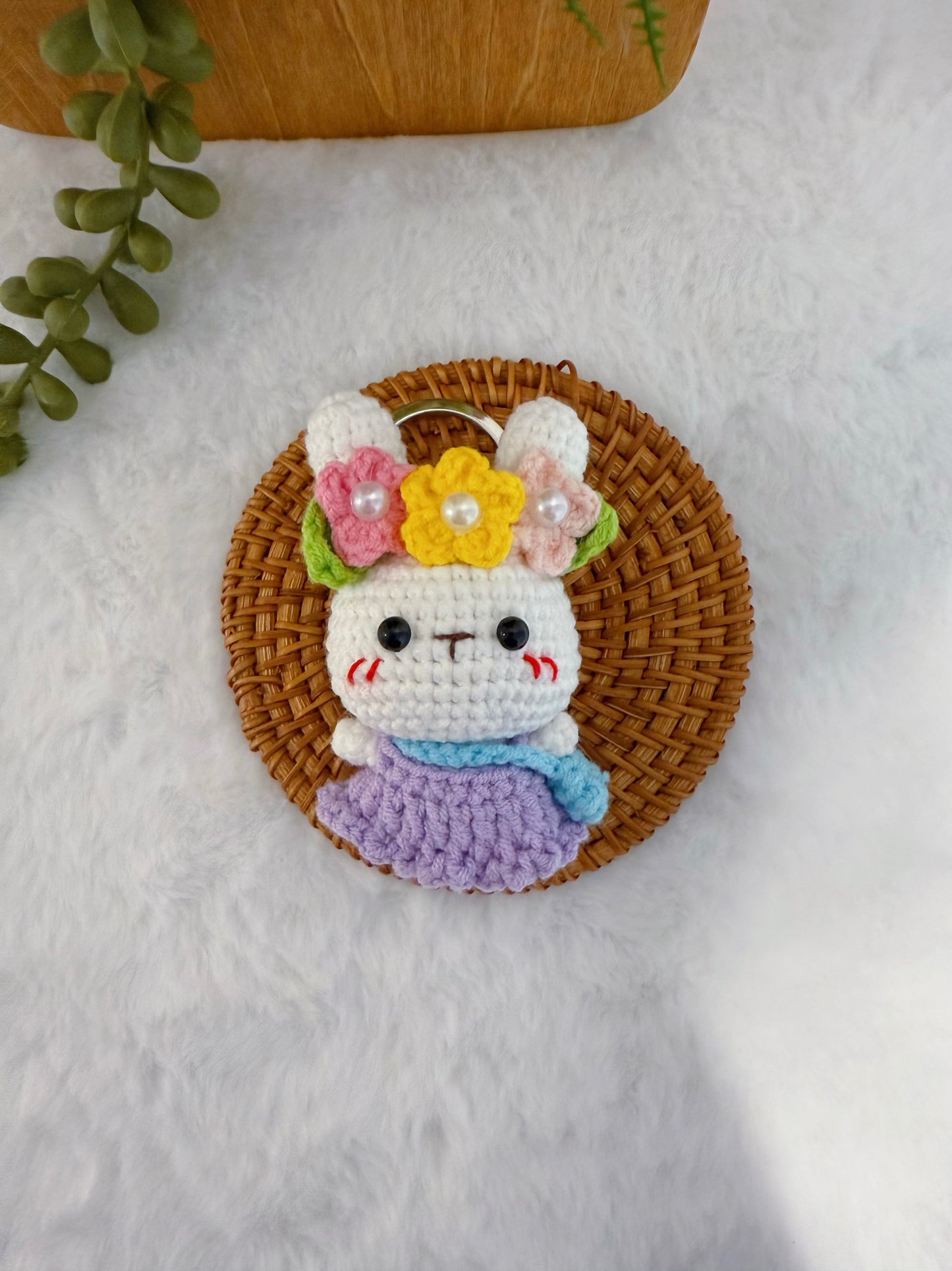 Floral Hairpin Bunny Key Charm