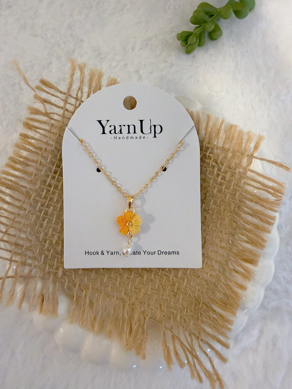 Puff Flower Necklace