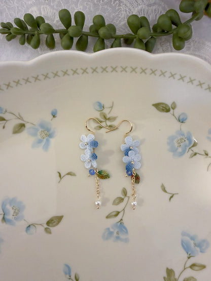 Two Petals Earrings