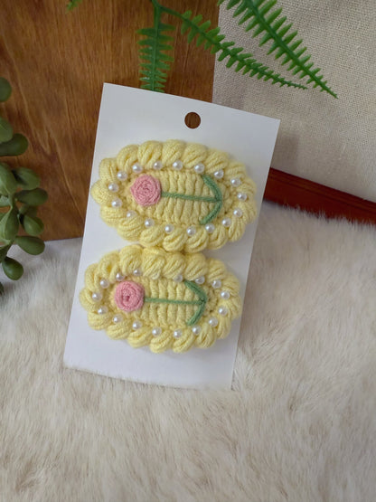 Cream-Edged Rose Hair Clip