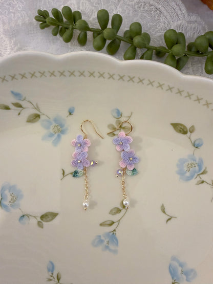 Two Petals Earrings