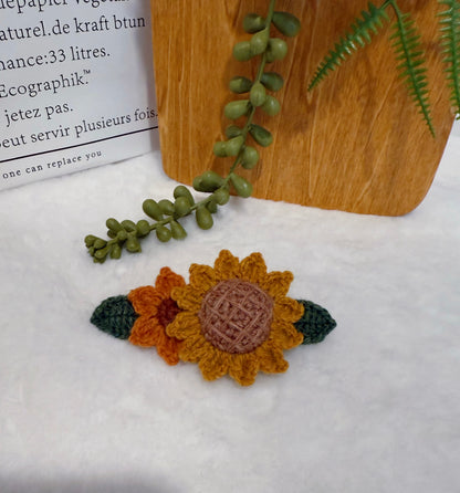 Wolly Sunflowers Duckbill Clip