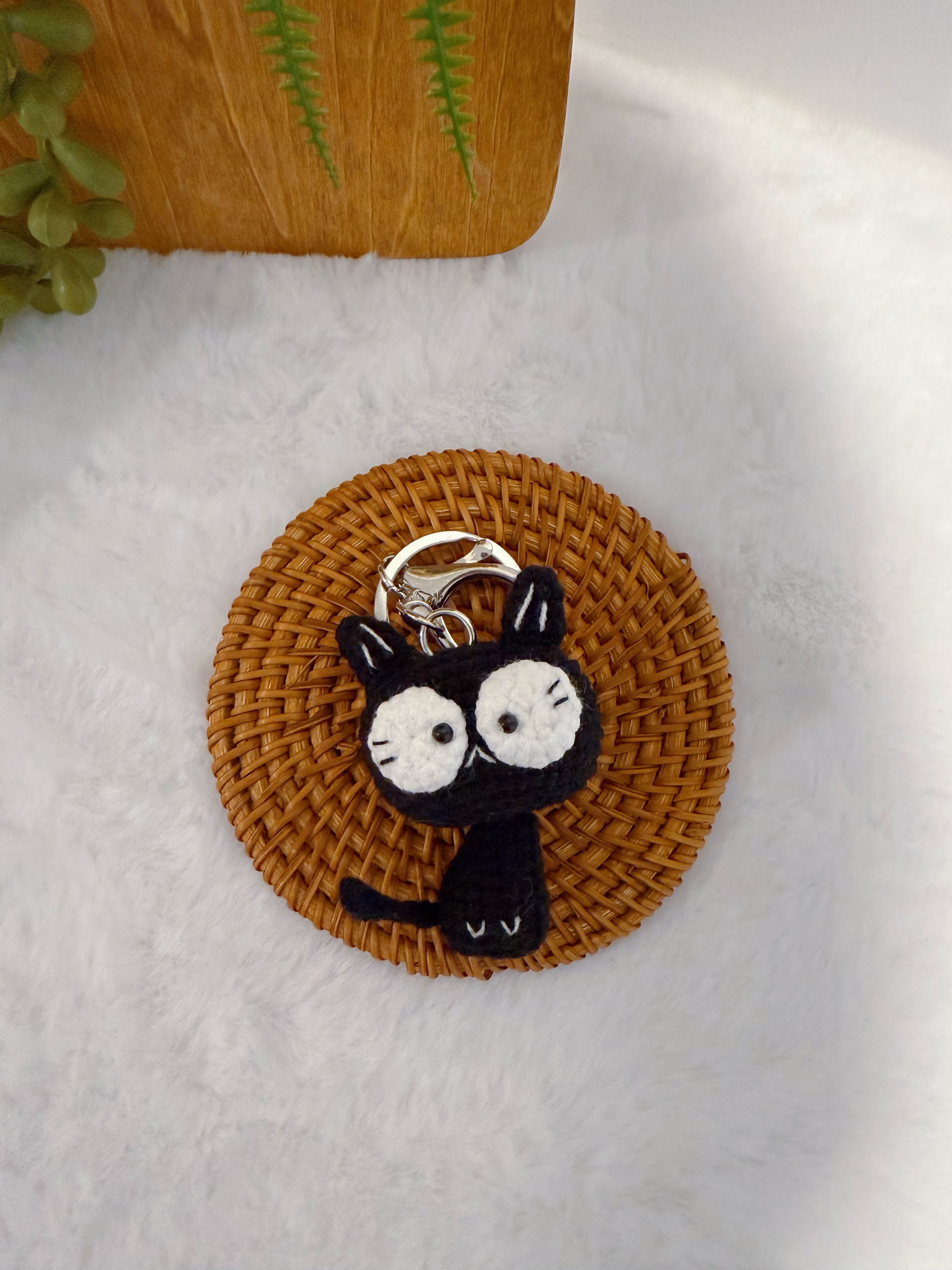 Tail Up Cat Key Charm